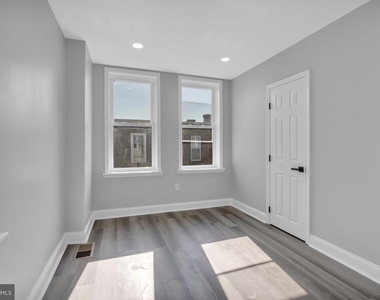 119 S Redfield Street - Photo Thumbnail 5