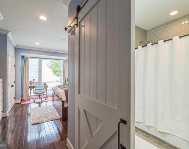219 Green Street - Photo Thumbnail 7