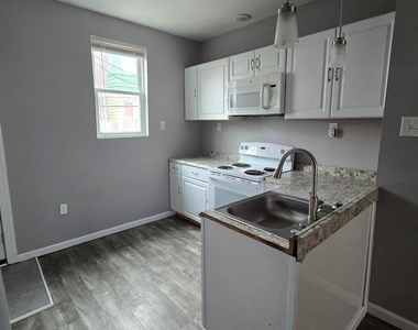 2414 W Firth Street - Photo Thumbnail 5