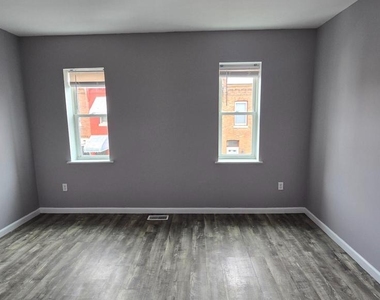 2414 W Firth Street - Photo Thumbnail 14