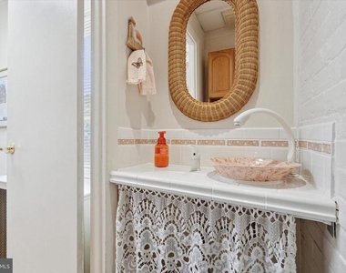 122 Conway Avenue - Photo Thumbnail 22