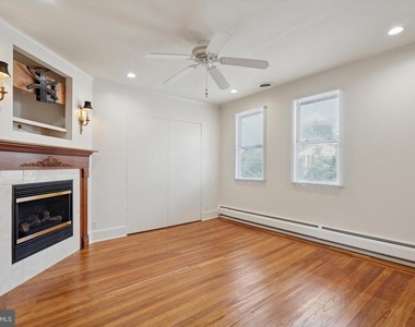 122 Conway Avenue - Photo Thumbnail 16