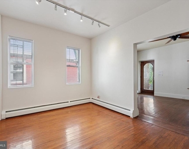 122 Conway Avenue - Photo Thumbnail 12