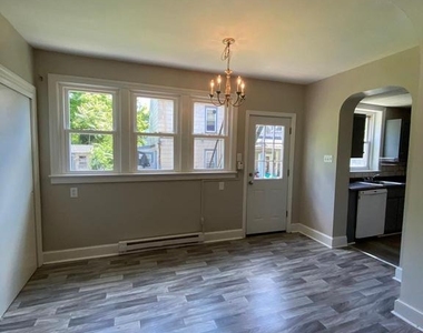 529 King Street - Photo Thumbnail 1