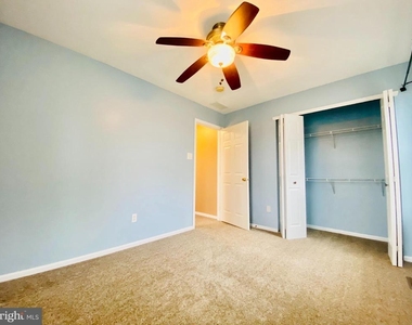 475 Stoneglen Street - Photo Thumbnail 14
