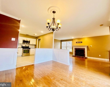 475 Stoneglen Street - Photo Thumbnail 8
