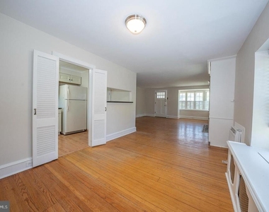 214 Harrogate Road - Photo Thumbnail 8