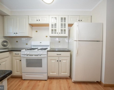 214 Harrogate Road - Photo Thumbnail 6