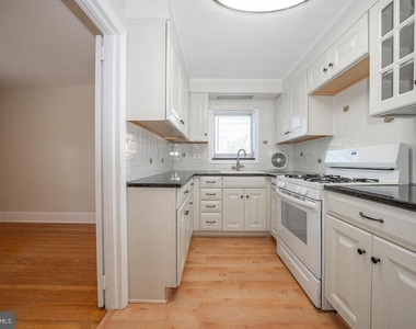214 Harrogate Road - Photo Thumbnail 12