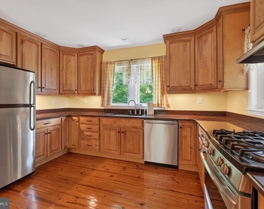 1164 E Schuylkill Road - Photo Thumbnail 5