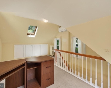 1164 E Schuylkill Road - Photo Thumbnail 11