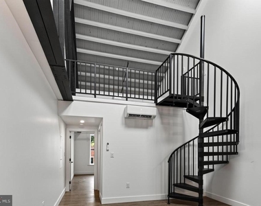 123 S Main Street - Photo Thumbnail 7