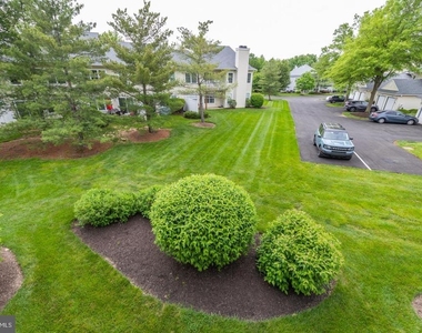 2402 Sterling Road - Photo Thumbnail 23