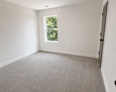 2620 New Falls Rd - Photo Thumbnail 7
