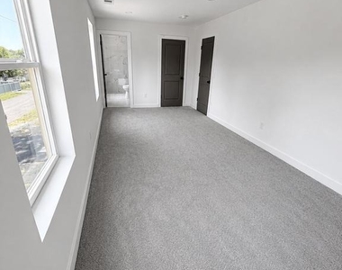 2620 New Falls Rd - Photo Thumbnail 14