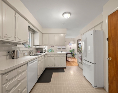 2630 Kimberley Road - Photo Thumbnail 7