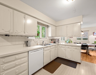 2630 Kimberley Road - Photo Thumbnail 13