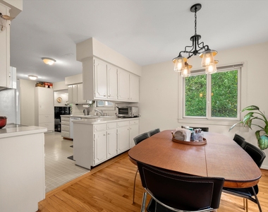 2630 Kimberley Road - Photo Thumbnail 14