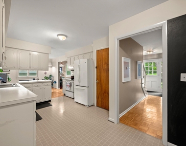 2630 Kimberley Road - Photo Thumbnail 6