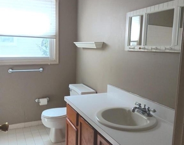 27 Kanon Court - Photo Thumbnail 14