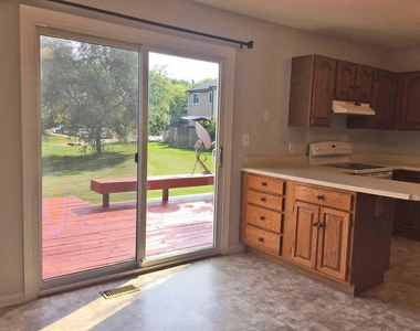 3502 Burbank Drive - Photo Thumbnail 5
