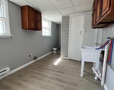 141 W Main Street - Photo Thumbnail 12