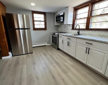 141 W Main Street - Photo Thumbnail 4