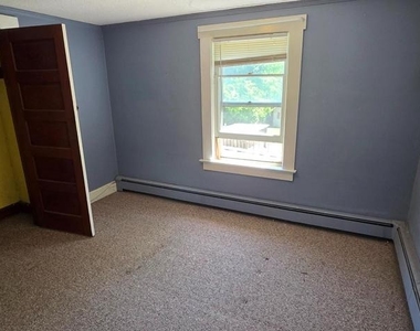 246 Franklin Street - Photo Thumbnail 18