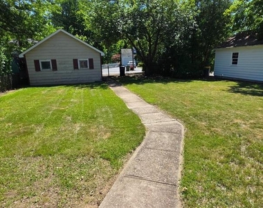 246 Franklin Street - Photo Thumbnail 24