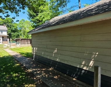 246 Franklin Street - Photo Thumbnail 26