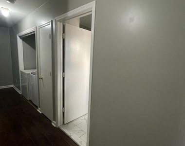 29 Carroll Street - Photo Thumbnail 13