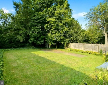 54 Finley Avenue - Photo Thumbnail 22