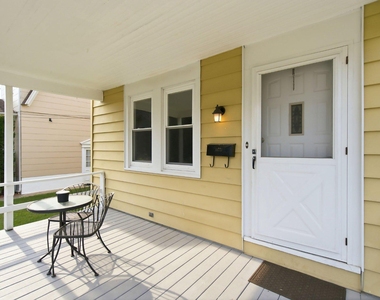 54 Finley Avenue - Photo Thumbnail 2