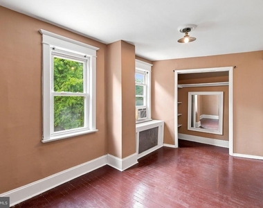 54 Finley Avenue - Photo Thumbnail 12