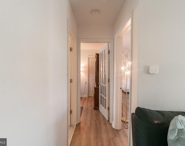 1129 Jefferson Avenue - Photo Thumbnail 16