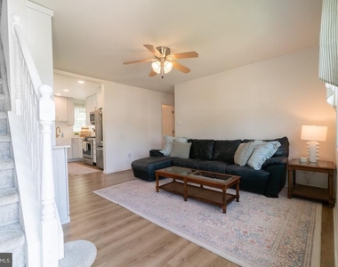 1129 Jefferson Avenue - Photo Thumbnail 2