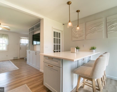 1129 Jefferson Avenue - Photo Thumbnail 9
