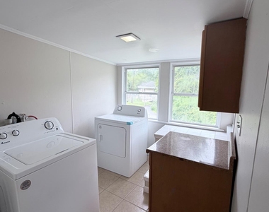 17 Madison Avenue - Photo Thumbnail 20