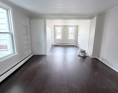 17 Madison Avenue - Photo Thumbnail 16