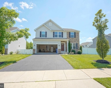 27 Carrington Way - Photo Thumbnail 51
