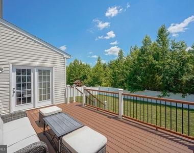 27 Carrington Way - Photo Thumbnail 43