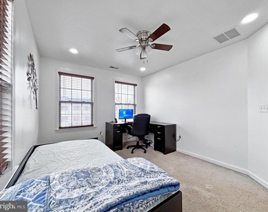 33 Mountie Lane - Photo Thumbnail 40