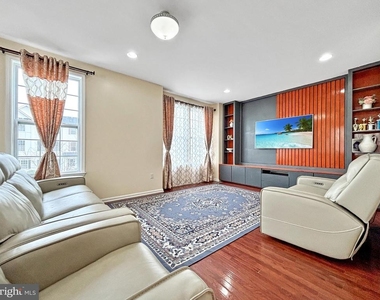33 Mountie Lane - Photo Thumbnail 20