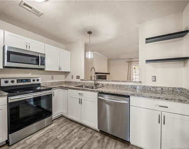 380 Bubble Creek Court - Photo Thumbnail 6