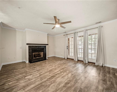 380 Bubble Creek Court - Photo Thumbnail 8