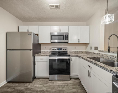 380 Bubble Creek Court - Photo Thumbnail 5