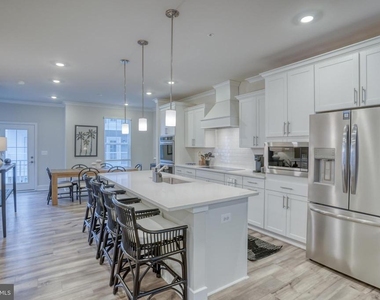 14304 Sinepuxent Avenue - Photo Thumbnail 8