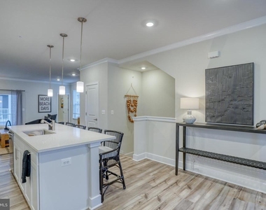 14304 Sinepuxent Avenue - Photo Thumbnail 11