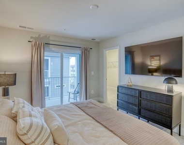 14304 Sinepuxent Avenue - Photo Thumbnail 38