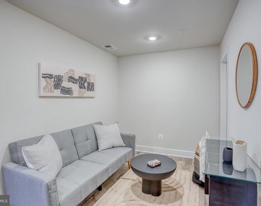 14304 Sinepuxent Avenue - Photo Thumbnail 4